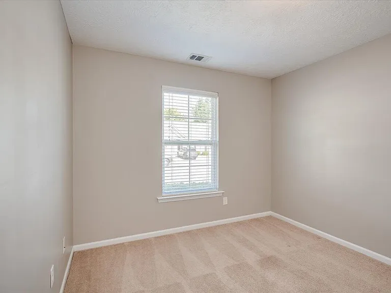 268 Lynbrook Way — Photo 11