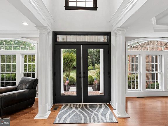 4th image of 605 Cascade View Ct