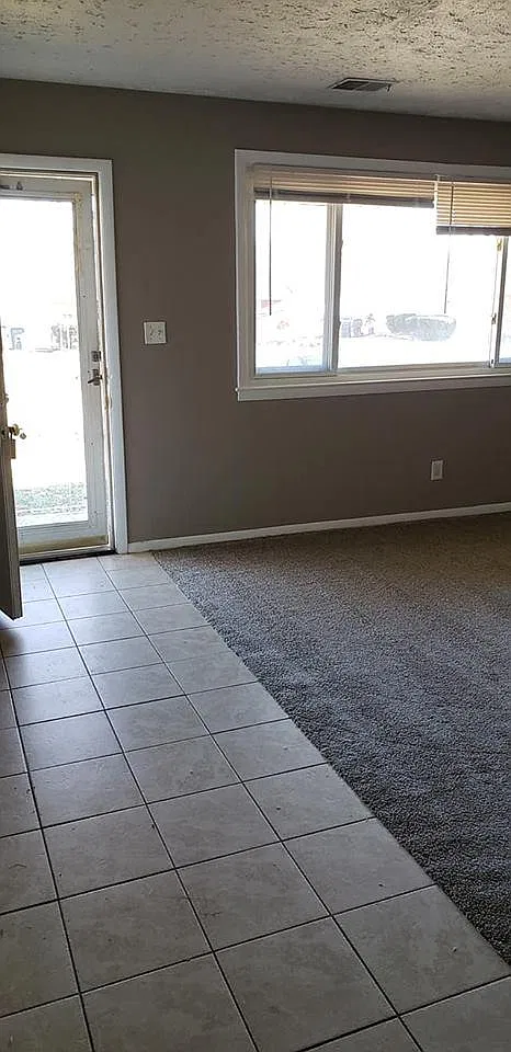 4 Baker Ct — Photo 2