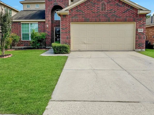 2247 Brown Oak Dr, Conroe, TX 77304