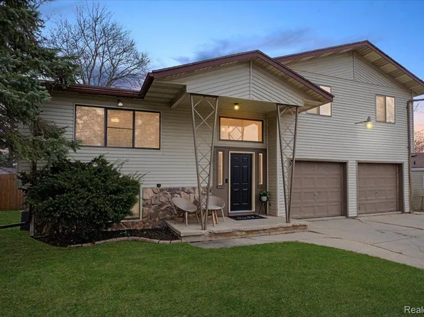 426 Cameron Ave, Pontiac, MI 48342