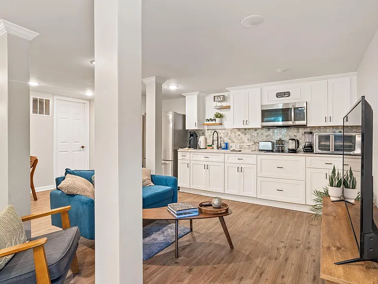 1362 Willivee Dr #B — Photo 6