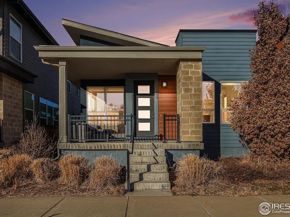 11059 E 25th Dr, Aurora, CO 80010