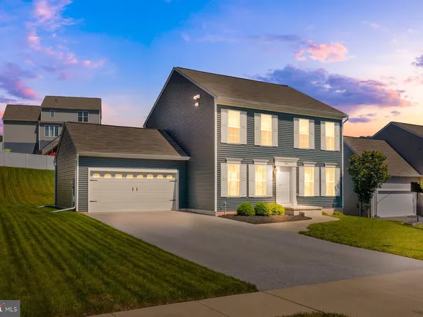 240 Lark Dr, York Haven, PA 17370