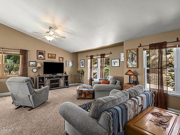 5th image of 305 Flicker Cir
