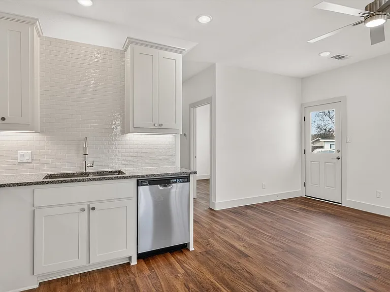 500 E Kimball St #2 — Photo 13