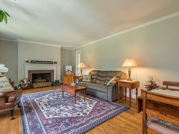 5th image of 203 S Chilhowee Dr