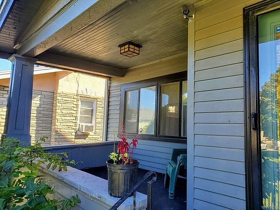 2nd image of 63 Tacoma Ave