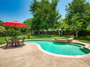 5220 Townsend Dr, Flower Mound, TX 75028