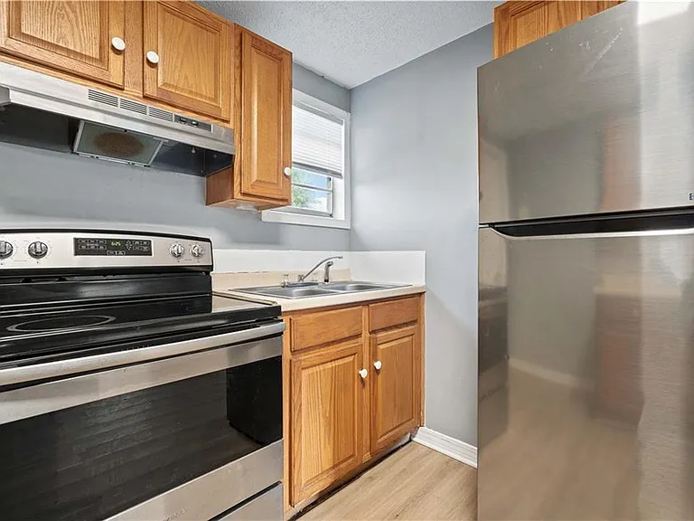 9032 Ingleside Ave #A — Photo 18