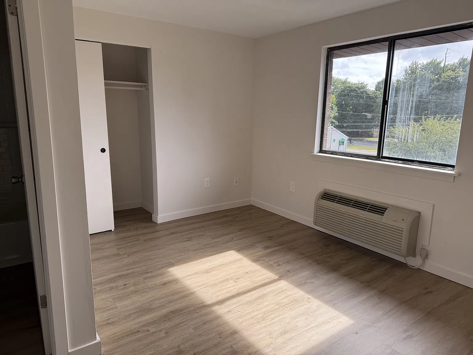 1 bed, $1,500 — Photo 3