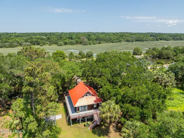 34 Harbor River Circle E, St. Helena Island, SC 29920