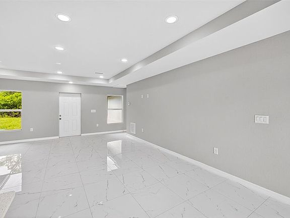 5th image of 2804 64th St W