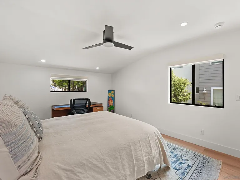 838 Portsmouth Ct — Photo 13