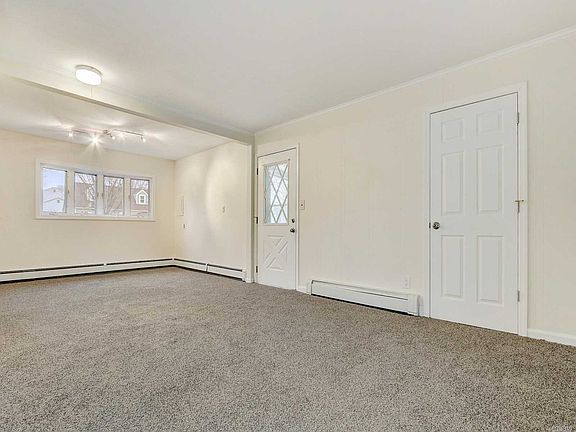4th image of 7 Algonquin Ave