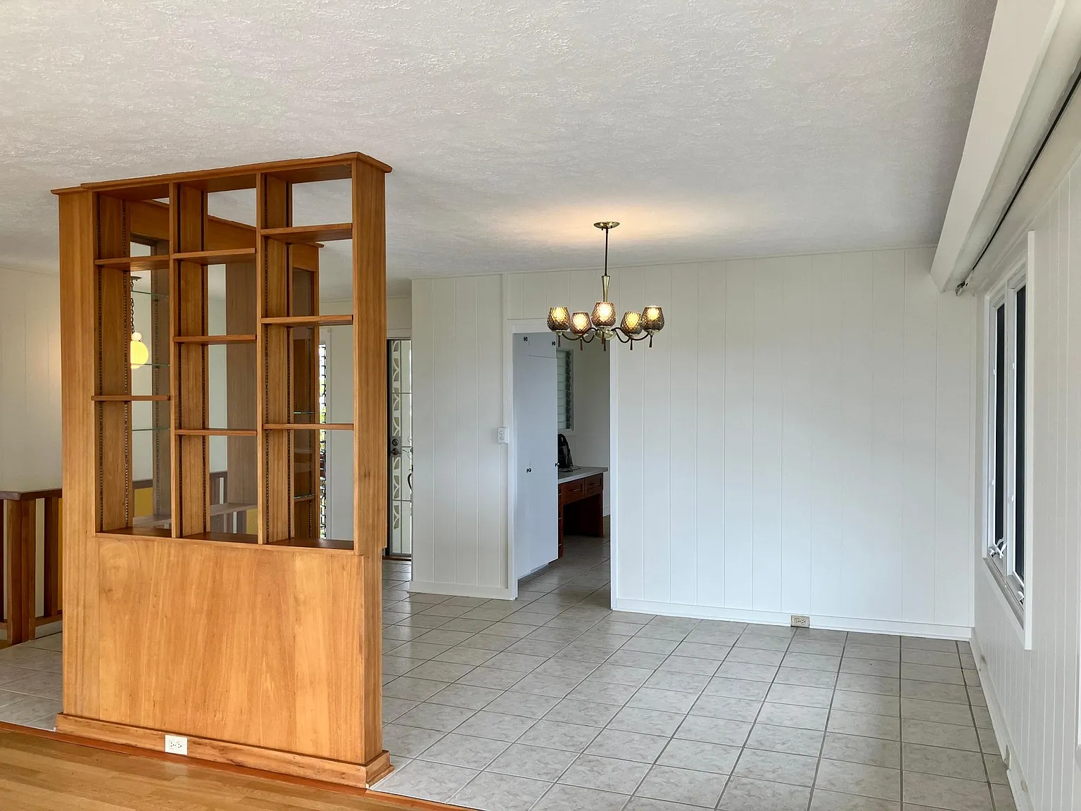 5 bed, 3967 sqft, $5,175 — Photo 3