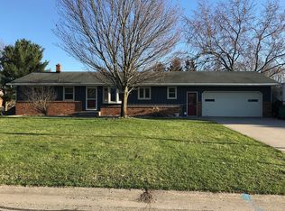 2433 Rhodora Dr, Zeeland, MI 49464