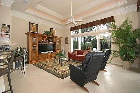 Light and Comfortable Family Room