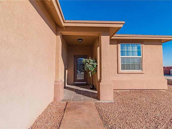 3rd image of 1324 Dominic Anakin Dr