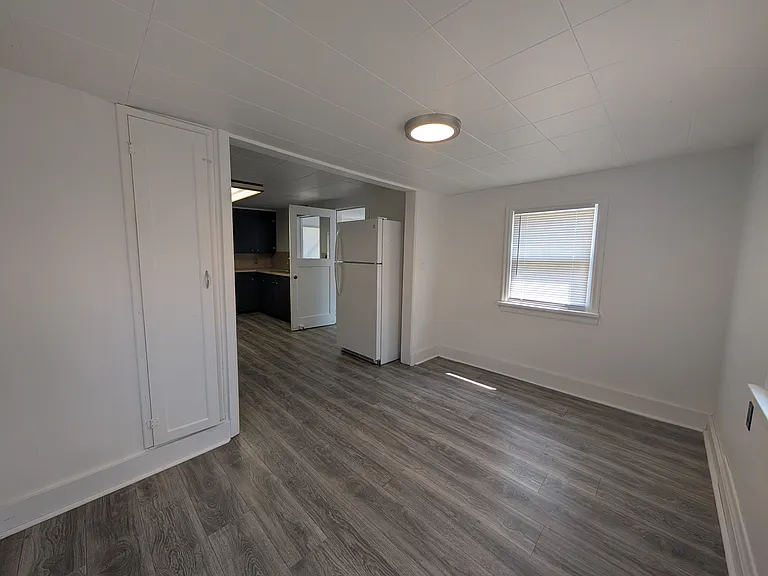 11408 E Empire Ave — Photo 8