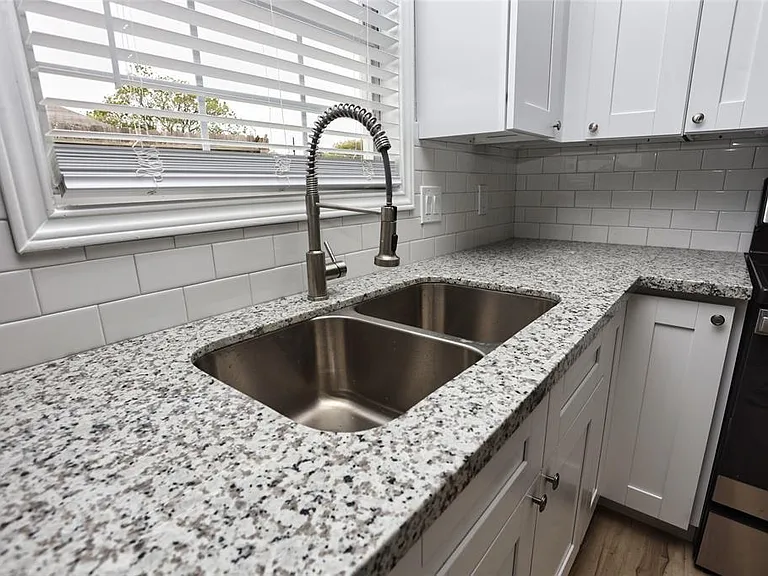 101 Bonita Ave — Photo 5