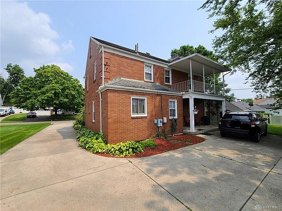 4th image of 1527 Benson Dr