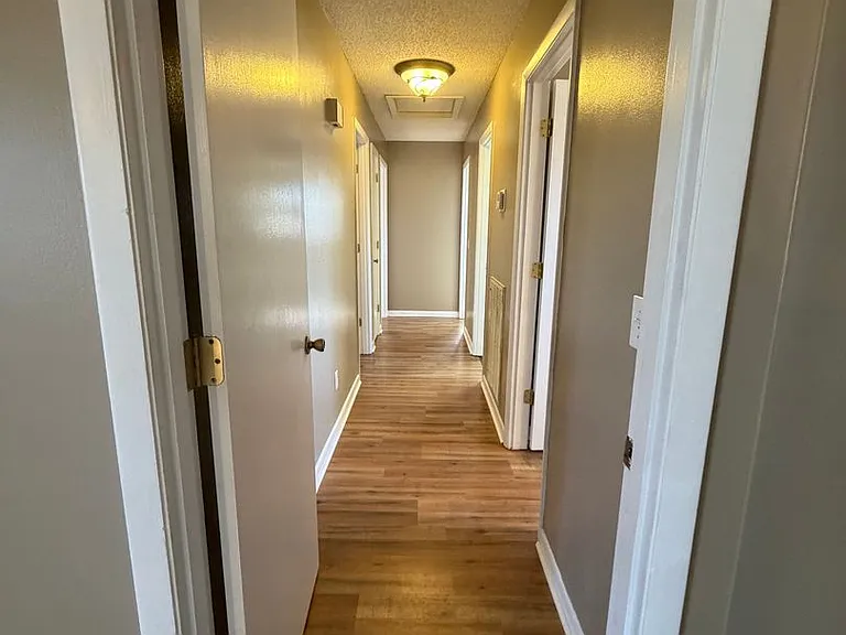 6111 Homestead Rd — Photo 18