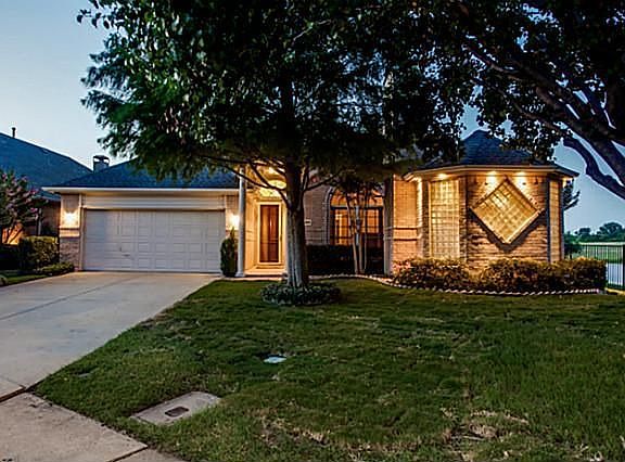 3rd image of 8908 Lakewood Dr