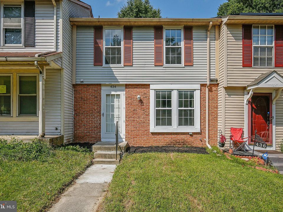 2nd image of 434 Shady Glen Dr