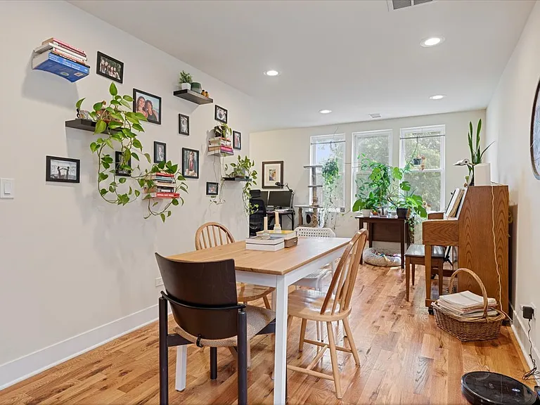 1640 N Talman Ave #2 — Photo 3