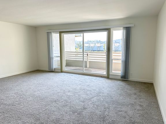 3rd image of 1005 S Eliseo Dr APT 11