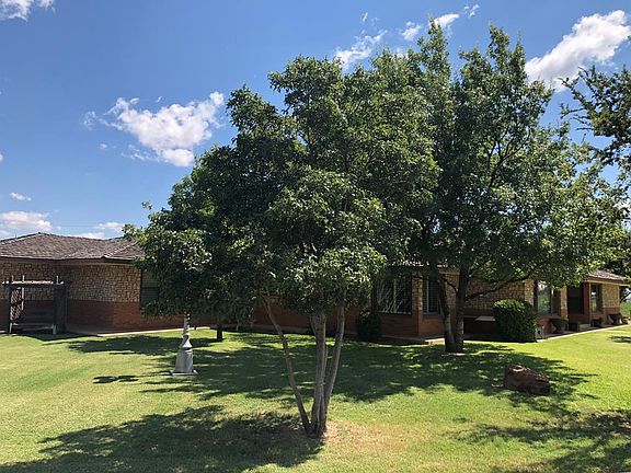 3rd image of 5212 Etgen Blvd E