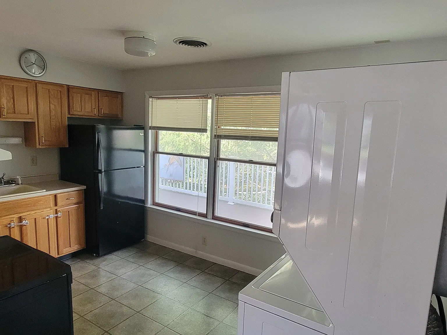 2 bed, 762 sqft, $1,675 — Photo 4