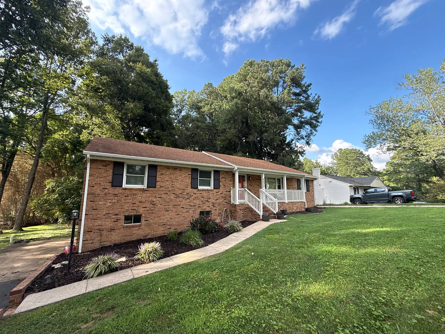 3 bed, 1809 sqft, $2,495 — Photo 3