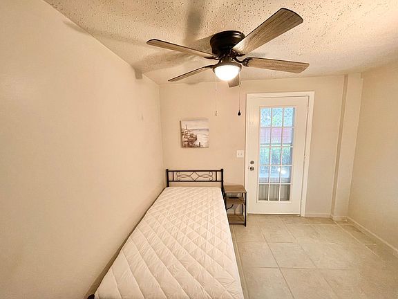 4th image of 6135 Sabre Dr #14926193
