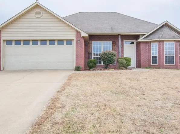 408 Apple Valley Dr, Fort Smith, AR 72908