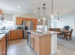 1250 N Abbey Ln UNIT 215, Chandler, AZ 85226