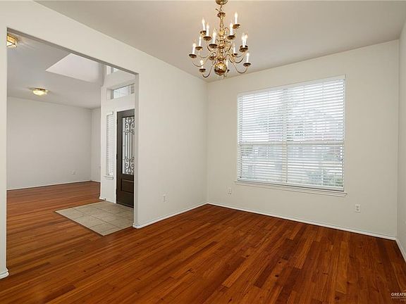 4th image of 3404 San Armando