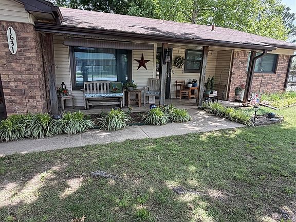 2nd image of 1631 S 1st Pl