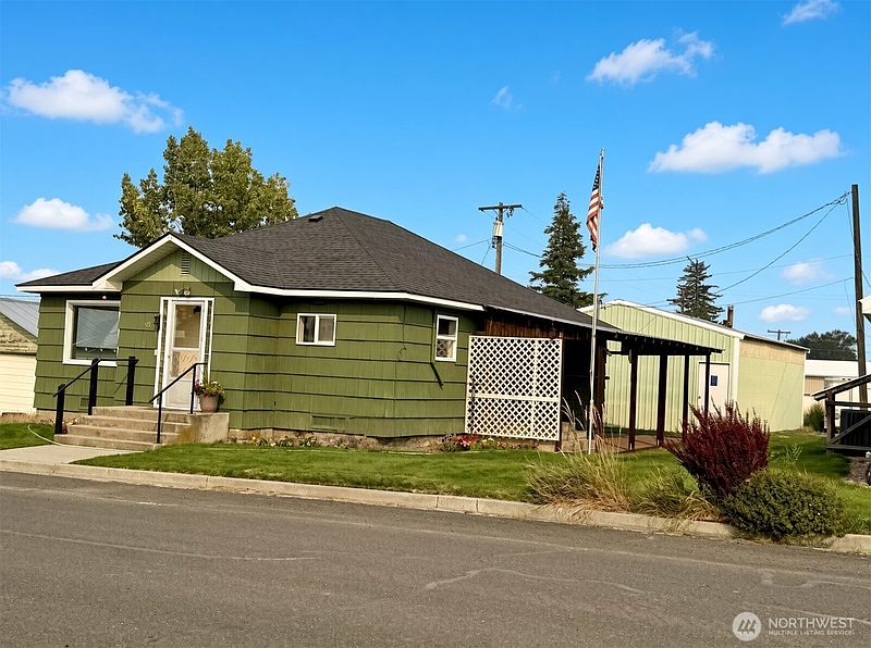 2nd image of 511 SE Brace Street