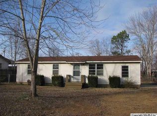 202 Debeth Plz N, Athens, AL 35611