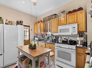 32 Storms Ave, Jersey City, NJ 07306