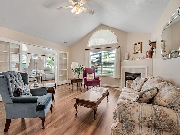 5th image of 3549 S Villa View Dr Unit D