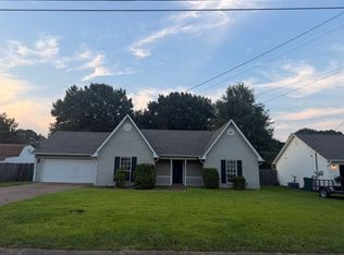 17 Sagefield Cv, Jackson, TN 38305