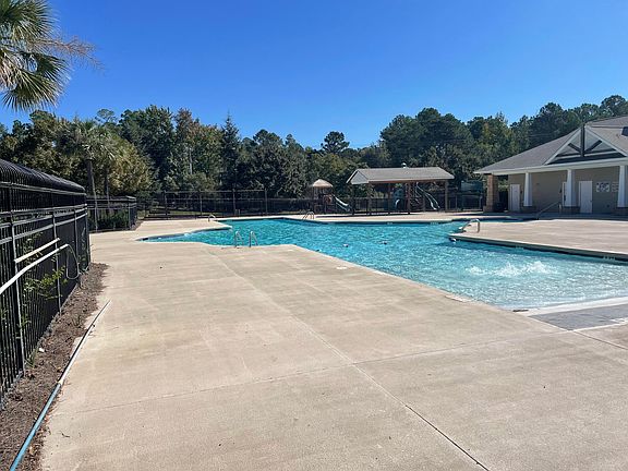 4th image of 138 Adler Rd