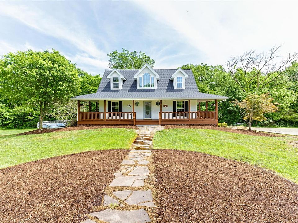 1st image of 50 Dry Branch Ln
