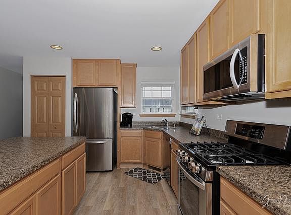 3rd image of 1334 Remington Dr Unit 0