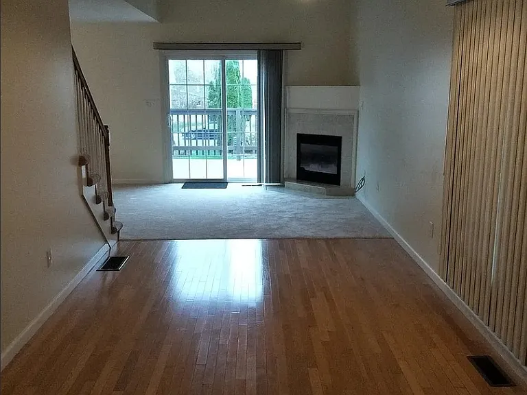 118 Washington Pl — Photo 7