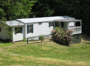 300 Kittyhawk Rd, Whittier, NC 28789