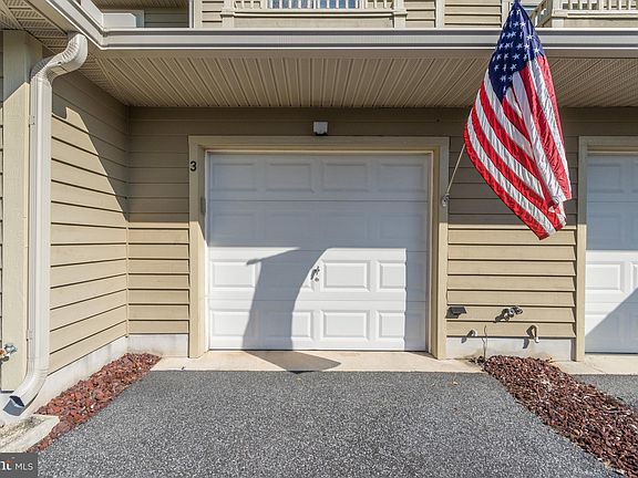 4th image of 18615 Orton Cir Unit 3-19B